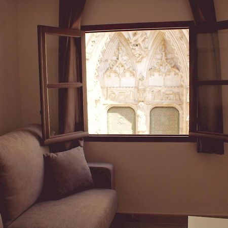Appartamento Puerta De La Catedral Toledo Esterno foto